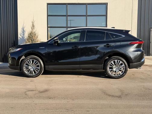 2021 Toyota Venza XLE