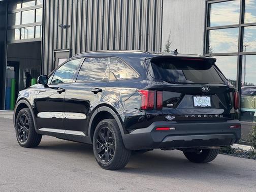 2021 Kia Sorento S