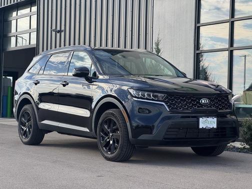 2021 Kia Sorento S
