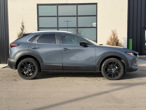 2025 Mazda CX-30 2.5 S Carbon Edition