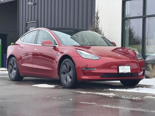 2018 Tesla Model 3 Long Range