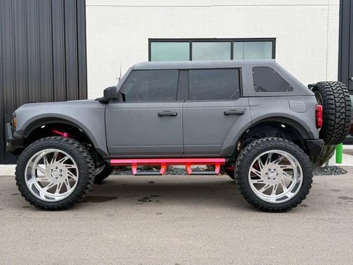 2021 Ford Bronco Base