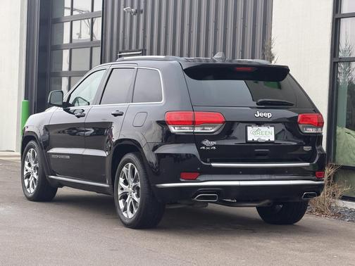 2019 Jeep Grand Cherokee Summit