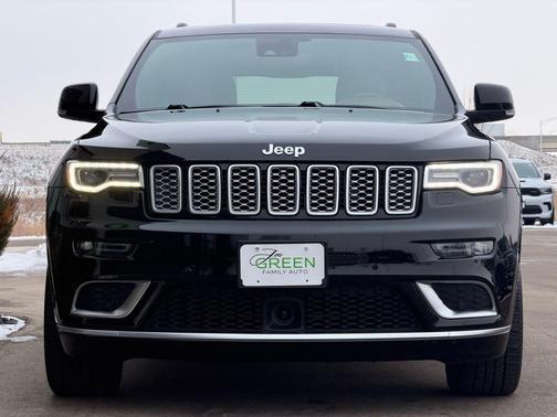 2019 Jeep Grand Cherokee Summit