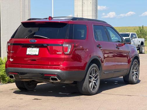 Ruby Red Metallic Tinted Clearcoat 2017 Ford Explorer sport