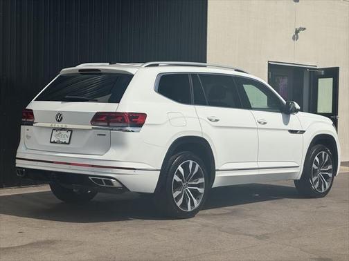 2022 Volkswagen Atlas 3.6L SEL Premium