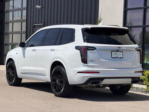 Crystal White Tricoat 2024 Cadillac XT6 Sport AWD