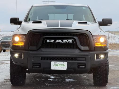 2019 RAM 1500 SLT