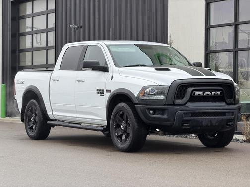 2019 RAM 1500 SLT