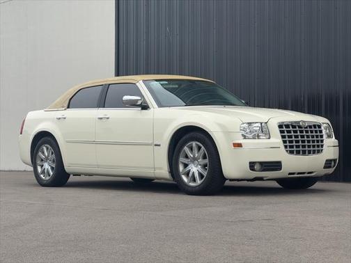 2010 Chrysler 300 Touring/Signature/Executive Series