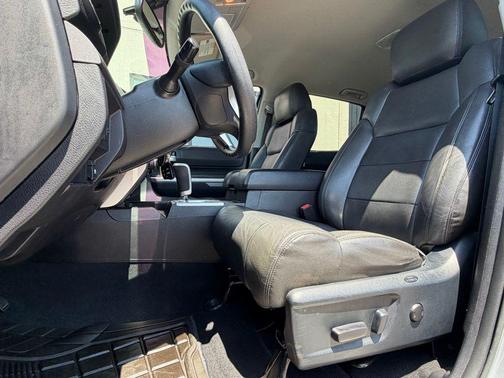 Silver Sky Metallic 2016 Toyota Tundra SR5