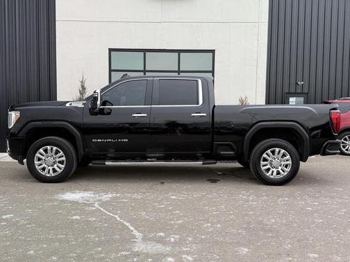 2021 GMC Sierra 2500 Denali
