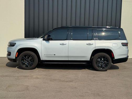 2024 Jeep Wagoneer Series II Carbide