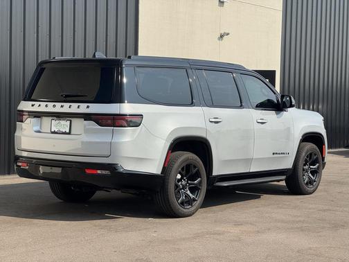 2024 Jeep Wagoneer Series II Carbide