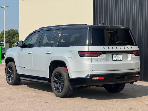 2024 Jeep Wagoneer Series II Carbide