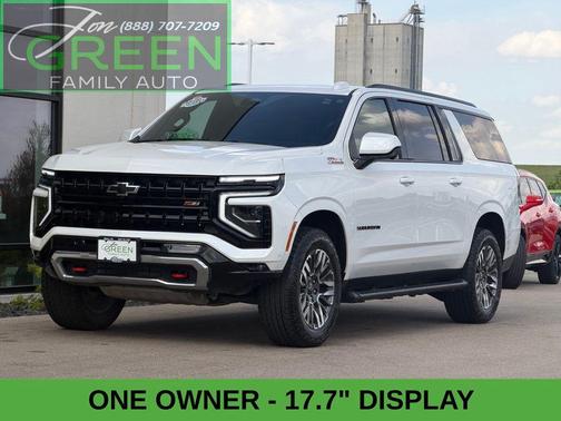Iridescent Pearl Tricoat 2025 Chevrolet Suburban 4WD Z71