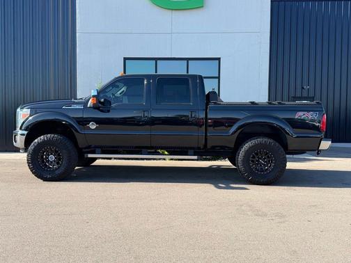 Tuxedo Black Metallic 2015 Ford F-250 Lariat