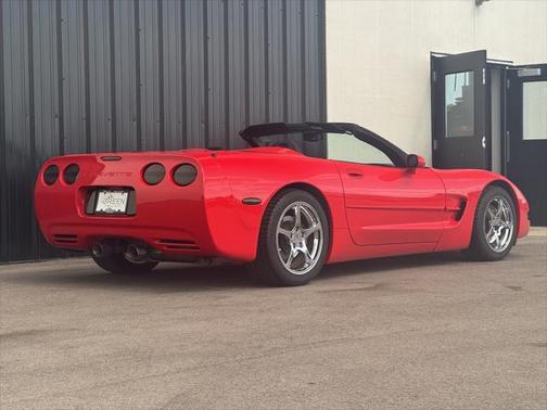 2000 Chevrolet Corvette Base