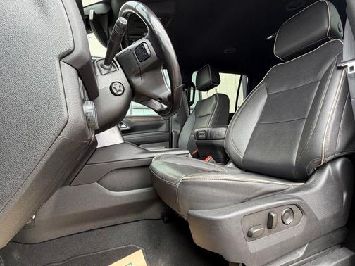 Silver Sage Metallic 2023 Chevrolet Suburban Premier