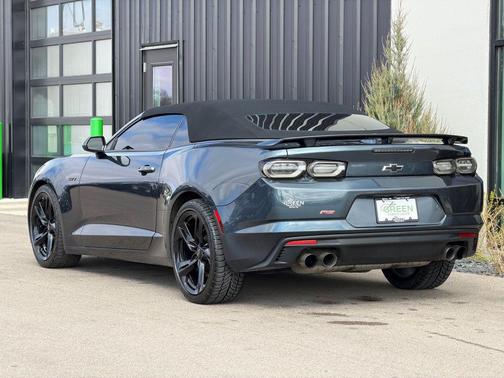 Shadow Gray Metallic 2021 Chevrolet Camaro RWD Convertible LT1