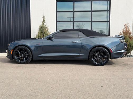 Shadow Gray Metallic 2021 Chevrolet Camaro RWD Convertible LT1