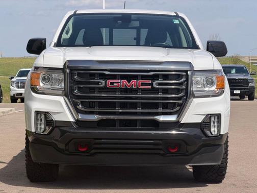 Summit White 2021 GMC Canyon AT4