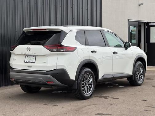 2022 Nissan Rogue S