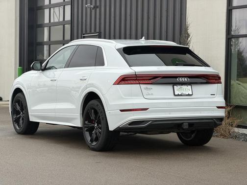 2019 Audi Q8 3.0T Premium Plus