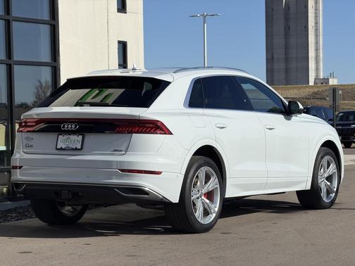 2019 Audi Q8 3.0T Premium Plus