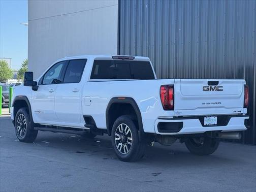 2022 GMC Sierra 2500 AT4