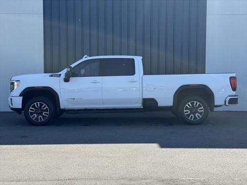 2022 GMC Sierra 2500 AT4
