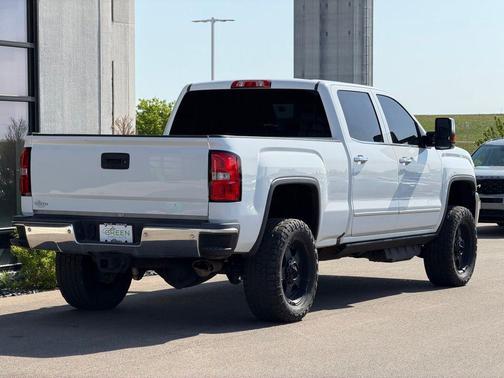 Summit White 2019 GMC Sierra 2500 SLT