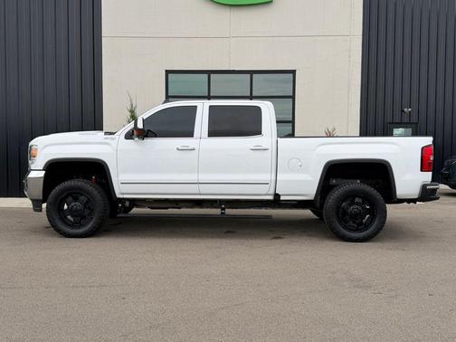 Summit White 2019 GMC Sierra 2500 SLT