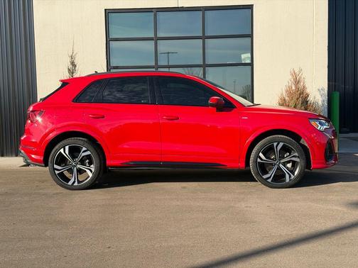2023 Audi Q3 45 S line Premium Plus