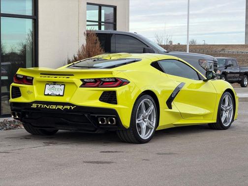 2023 Chevrolet Corvette Stingray w/2LT