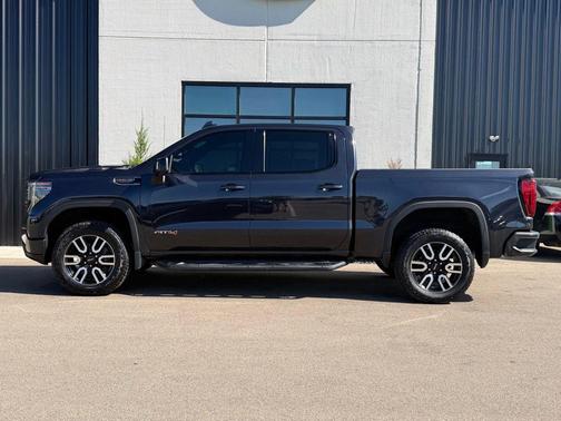 Titanium 2022 GMC Sierra 1500 AT4