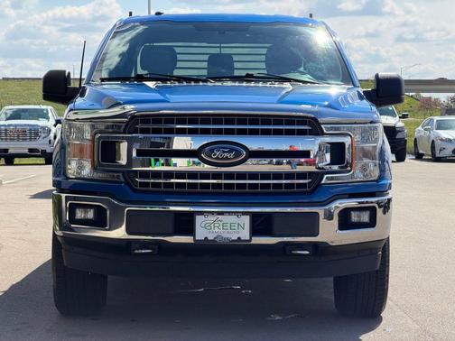 Blue 2018 Ford F-150 XLT