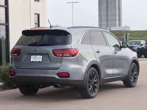Everlasting Silver 2019 Kia Sorento S