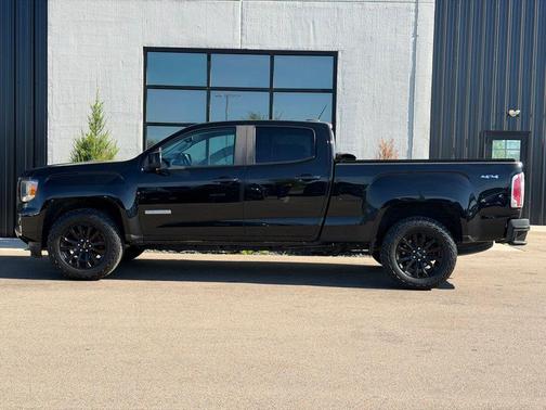 Onyx Black 2022 GMC Canyon Elevation