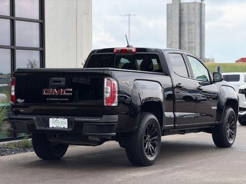 Onyx Black 2022 GMC Canyon Elevation
