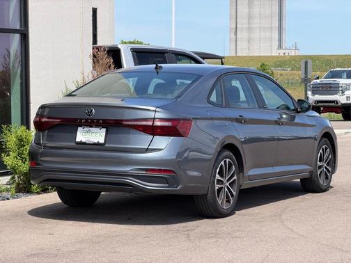 Pyrite Silver Metallic 2025 Volkswagen Jetta 1.5T Sport