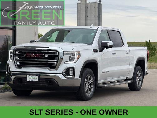 White Frost Tricoat 2021 GMC Sierra 1500 SLT