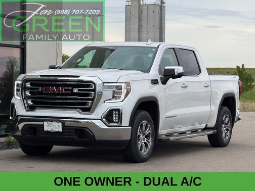 White Frost Tricoat 2021 GMC Sierra 1500 SLT