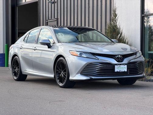 2018 Toyota Camry XLE
