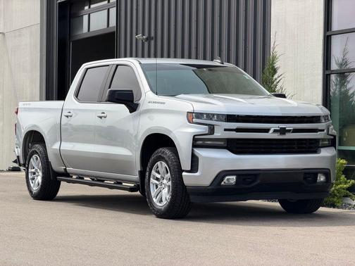 Silver Ice Metallic 2019 Chevrolet Silverado 1500 RST