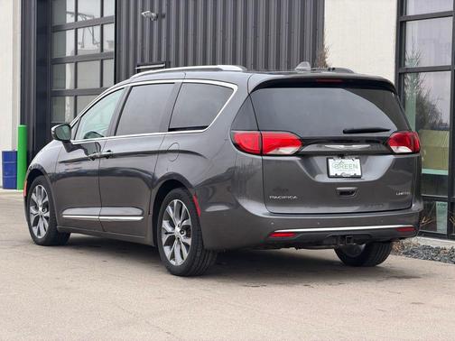 2018 Chrysler Pacifica Limited