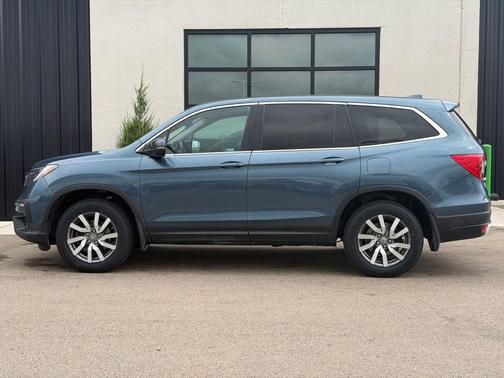 Steel Sapphire Metallic 2022 Honda Pilot AWD EX-L