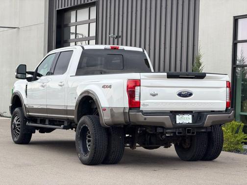 White 2018 Ford F-350 King Ranch