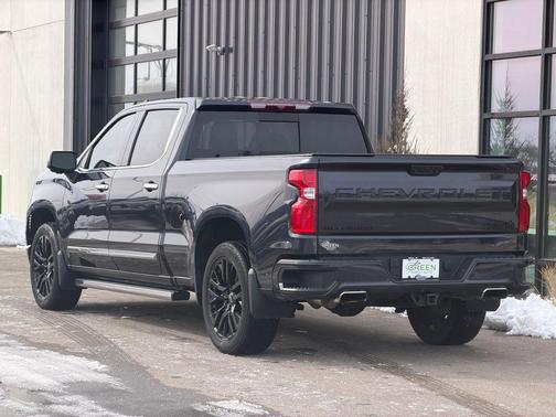 2022 Chevrolet Silverado 1500 High Country