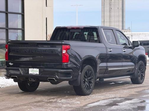 2022 Chevrolet Silverado 1500 High Country